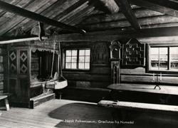 Postkort, Grøslistua fra Numedal, interiør. Numedalstunet,NF