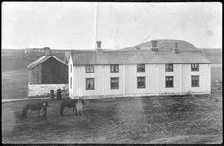 Gården Næss på Oksvoll ca. 1900