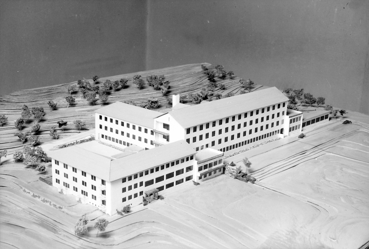 Modell av en bygning for arkitekt Roar Tønseth