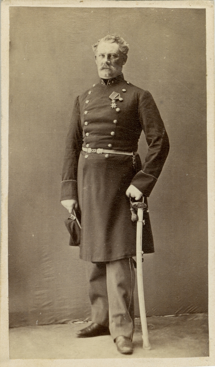 Porträtt av Nils Simon Fredrik Lilliestråle, kapten vid Södermanlands regemente I 10.