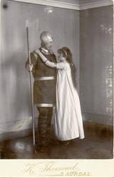 Olaus Islandsmoen og Ingebjørg Haugsrud. Begge aktørar saman