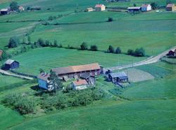 Flyfoto, Nordre Ål, Lillehammer med Sørsveen, som nå ligger 