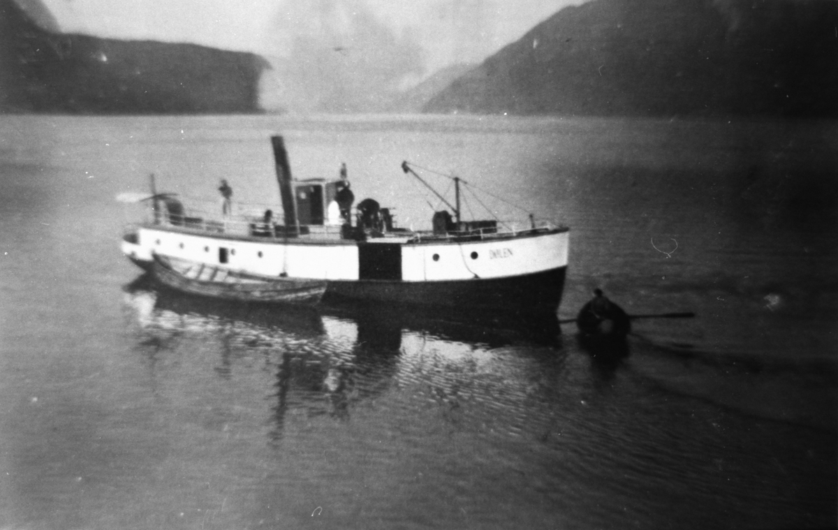 Dampskipet D/S Dølen som var første rutebåten på Hornindalsvatnet mellom 1880 - 1950.