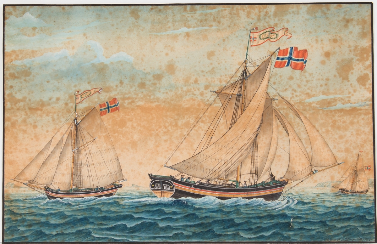 Skipsportrett av jakt ELSINE under fulle seil. Skipet malt fra tre ulike vinkler i samme motiv. Fører norsk flagg samt vimpel med skipsnavn.