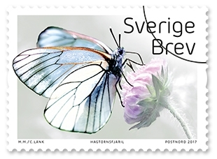 Frimärken i häfte, med tio självhäftande frimärken med fem motiv av olika fjärilar. Valör Brev.