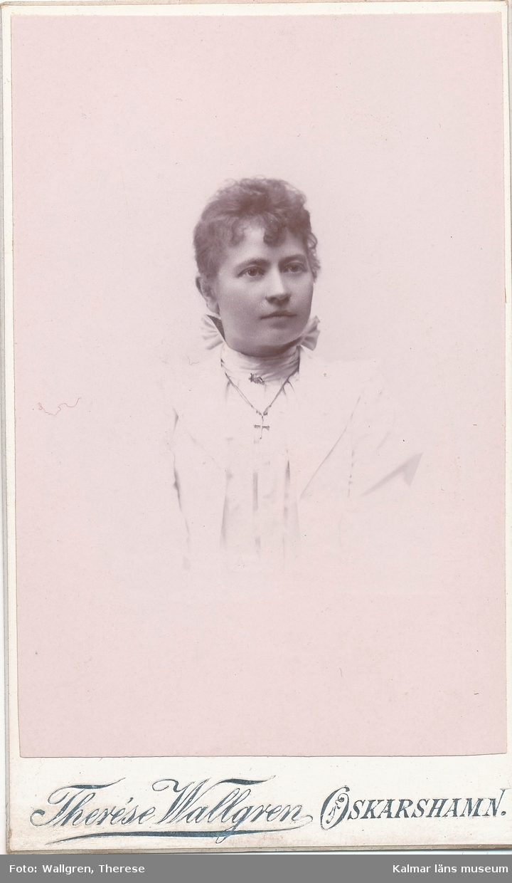 Alma Lindahl 1897.