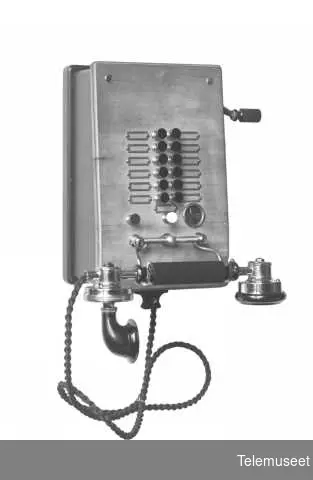 Telefon, lokal, veggapparat i tre med magnetolinje, Duplex (janusapp.) app. for 12lj., mtlf.liggende, klokke likestrøm, 30.3.1915. Elektrisk Bureau.