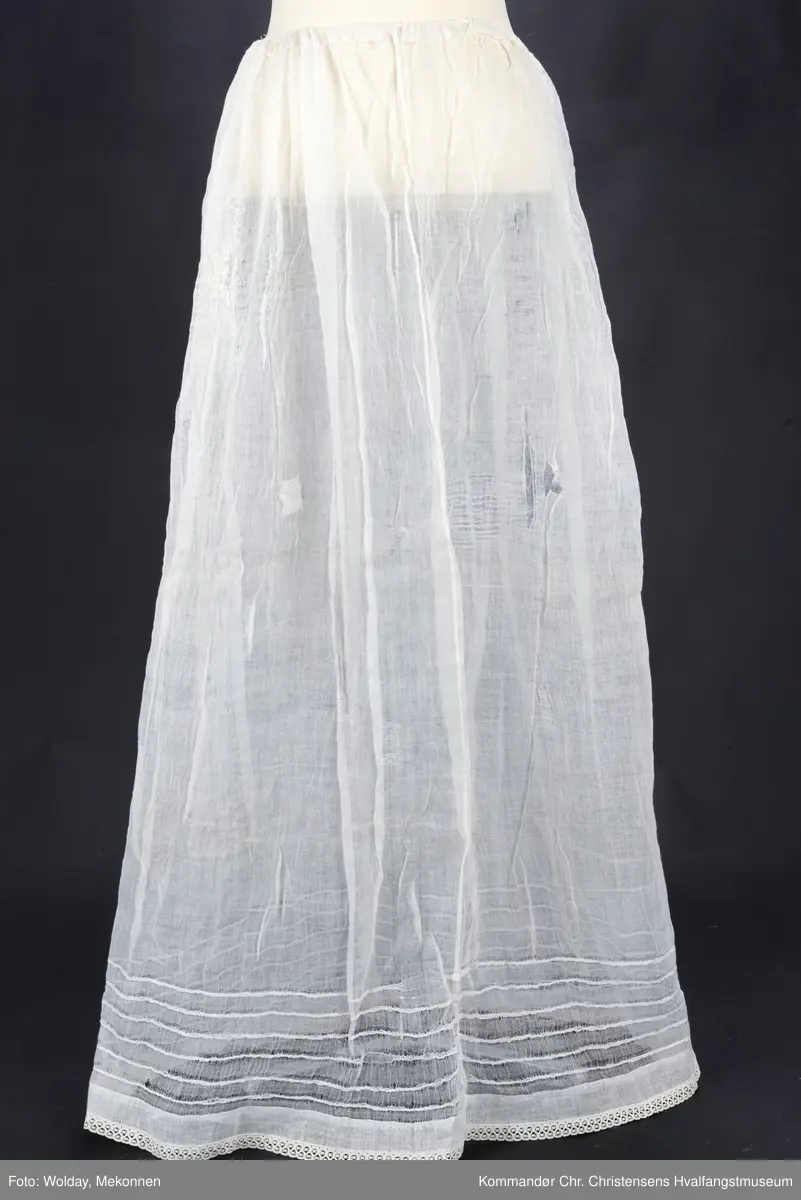 Underskjørt til dåpskjole