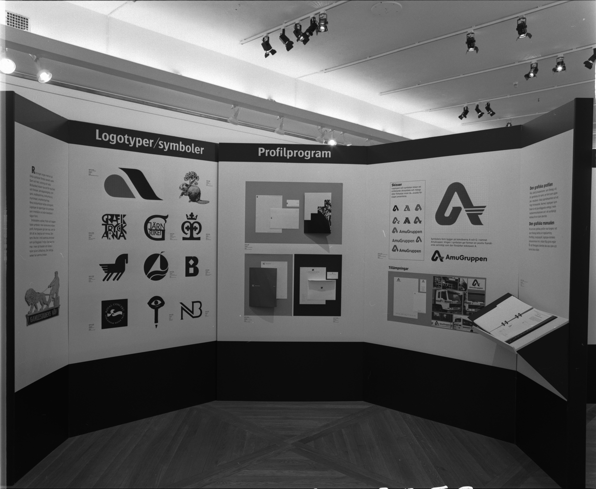 Föreningen Svenska Tecknare firar 40 årsjubileum med en utställning "Grafisk Form" på Tekniska Museet den 18 oktober 1995 - 7 januari 1996. Logotyper/symboler och profilprogram.