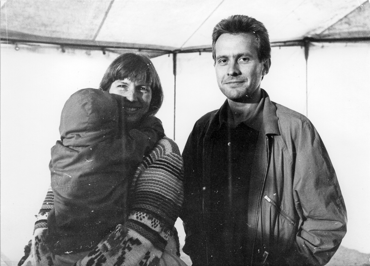 Håkan och Inger Landberg med dottern Karin Landberg, 1983.