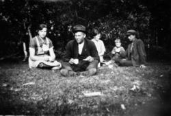 Gudrun Enoksen
Ingvard Iversen,f.1905.
Henny Ryvoll f.1895