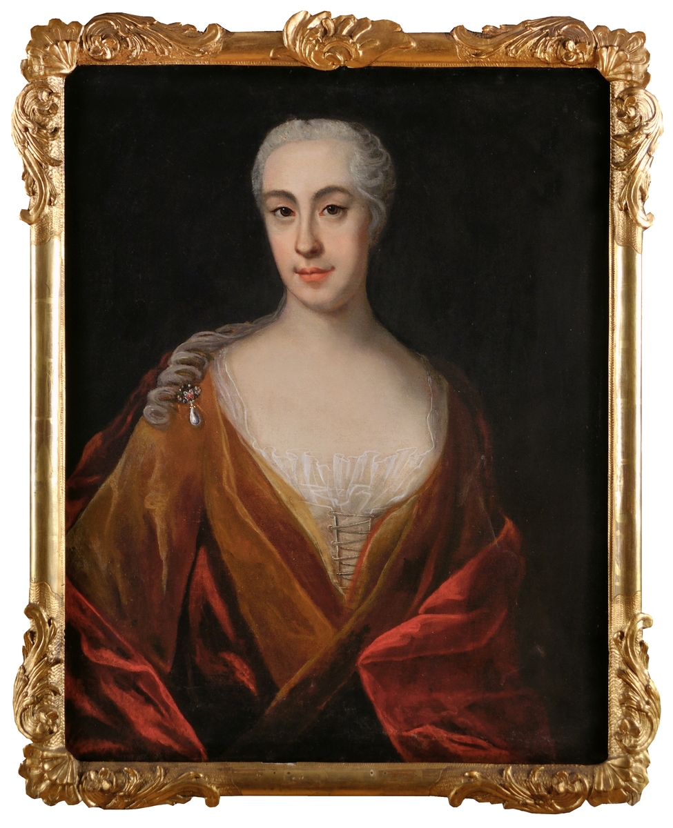 Damporträtt, midjebild. Olja på duk, "modern" förgylld rokokoram.
(Kat.kort)

Ev. Catharina Cederström 1708-1791