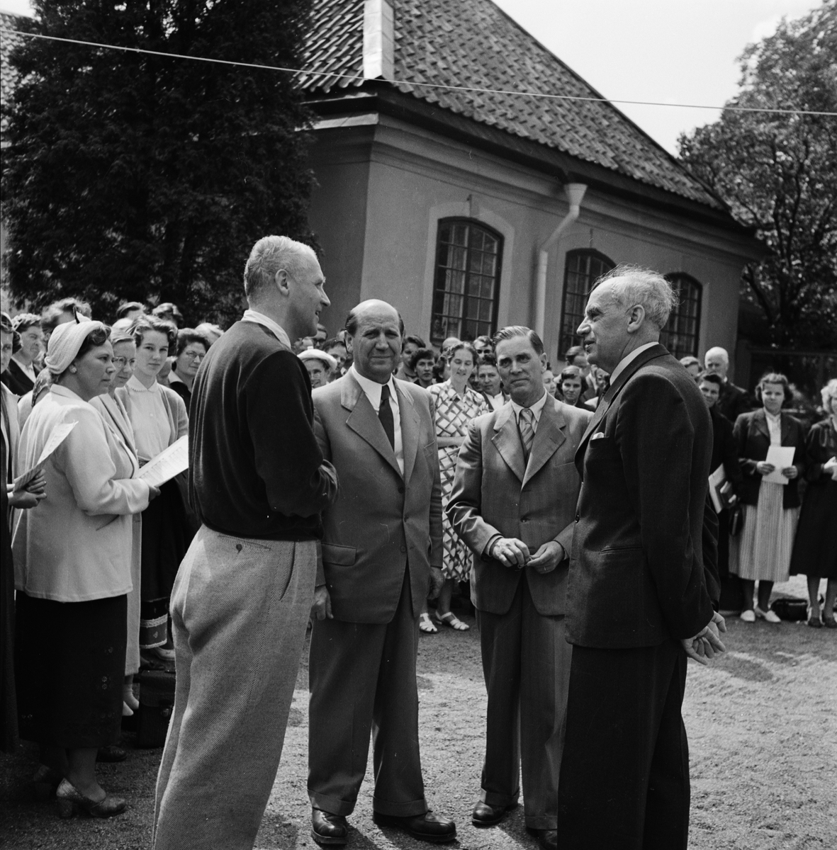 Organistkurs besöker ärkebiskopen, Uppsala 1953