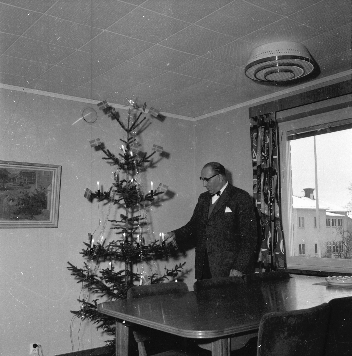 Bonow D.O. var vice ordförande i Bollnäs stads stadsfullmäktige,
från 1943-1949.
1950 blev han vald till stadsfullmäktiges ordförande.
Bollnäs 18/12 1958