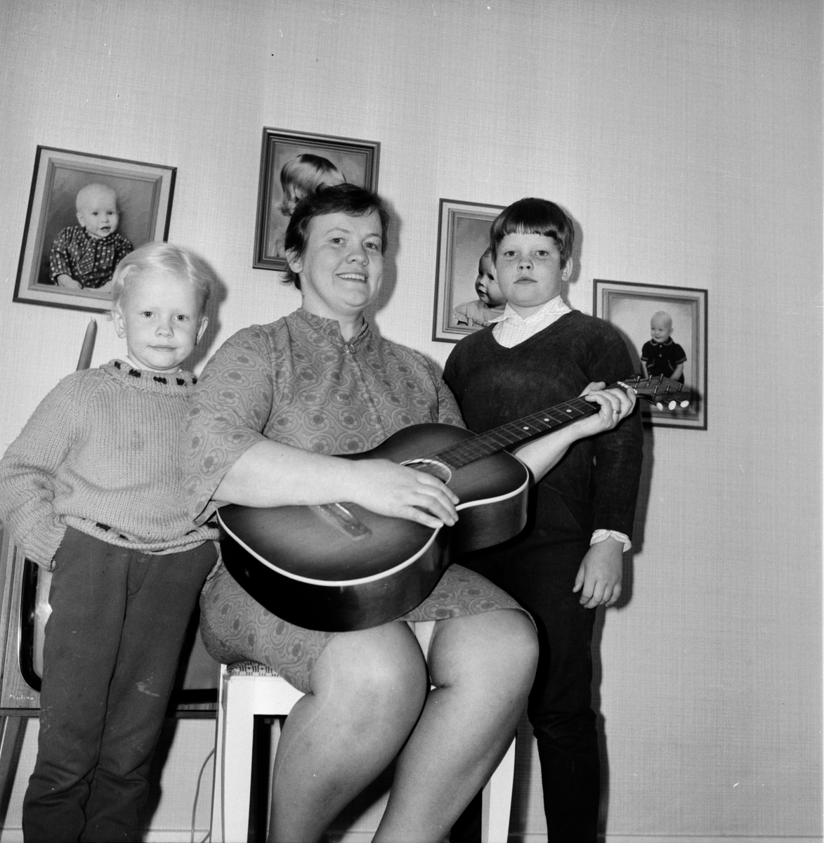Lingbo, Finnés slår igen. Mats, Marianne och Benny Hedström.
24 April 1969.
