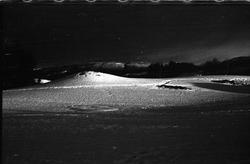 Landskap, muligens i måneskinn.