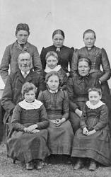 Familiebilde. Tobias Lien med familie