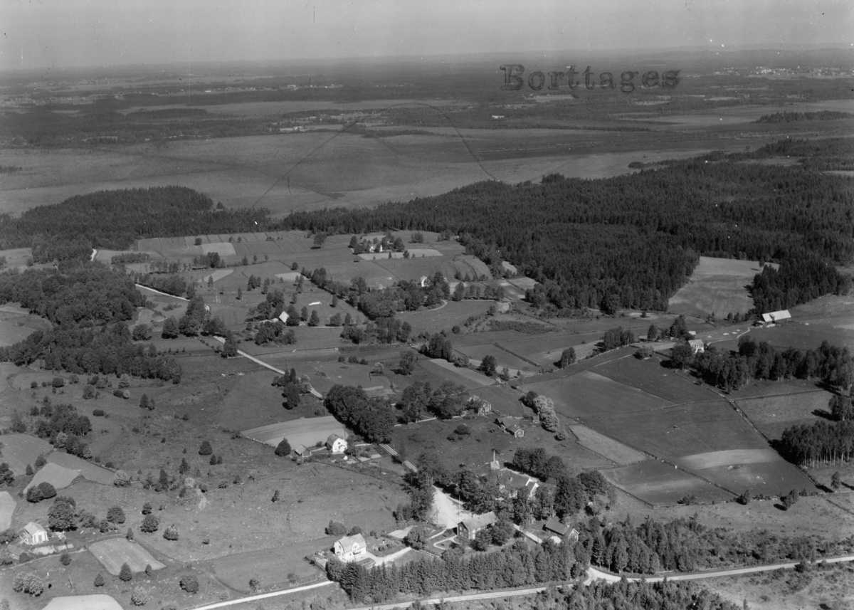 Flygfoto över Torskinge i Värnamo Kommun. Nr. L. 639