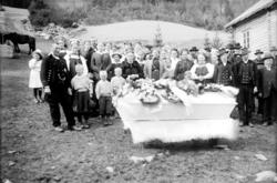 Begravelsen til Ola Tomasson Breiehagen (f. 24.03.1857-d. 25