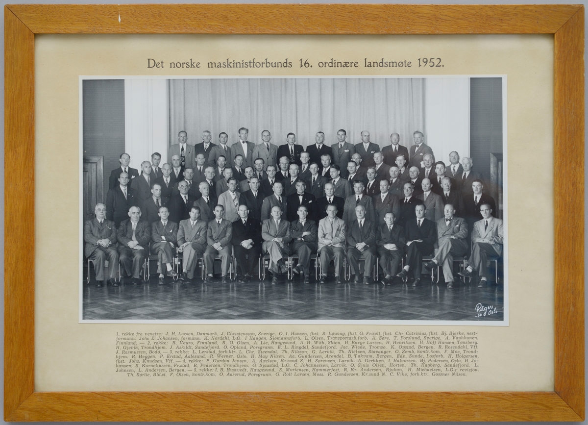 Gruppebilde av Det Norske Maskinistforbunds 16. ordinære landsmøte i 1952