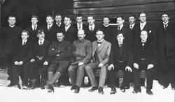 Gruppebilde, menn, skole