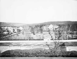 Repro: Lillehammer, Søndre park og Lillehammer Komm. Almensk