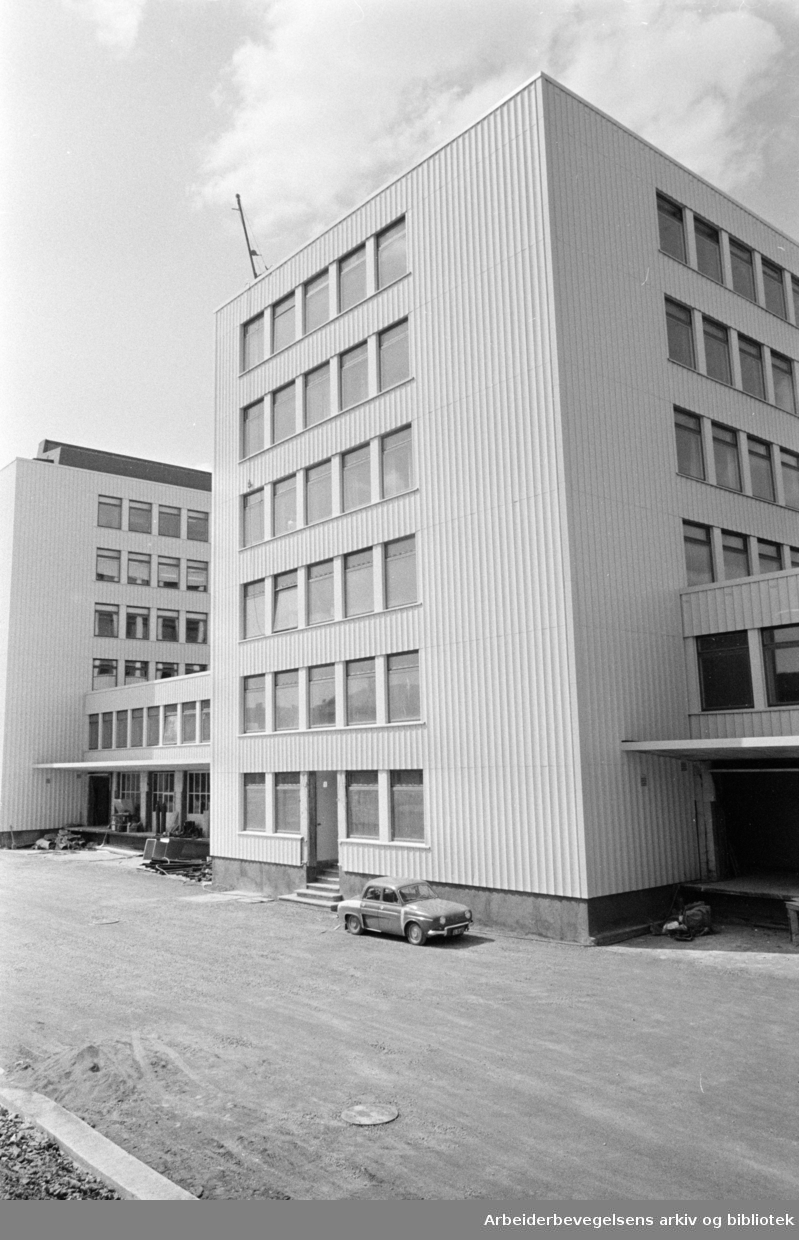 Sosialdistriktskontorer. Oslo Kommunes nye sosialdistriktskontorer i Thv. Meyersgate 9. Juni 1967