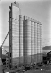 I. C. Piene & Søn i Buvika. Bygging av kornsilo