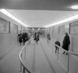 Undergrunnsbanens stasjon ved Nationalteatret. Februar 1957