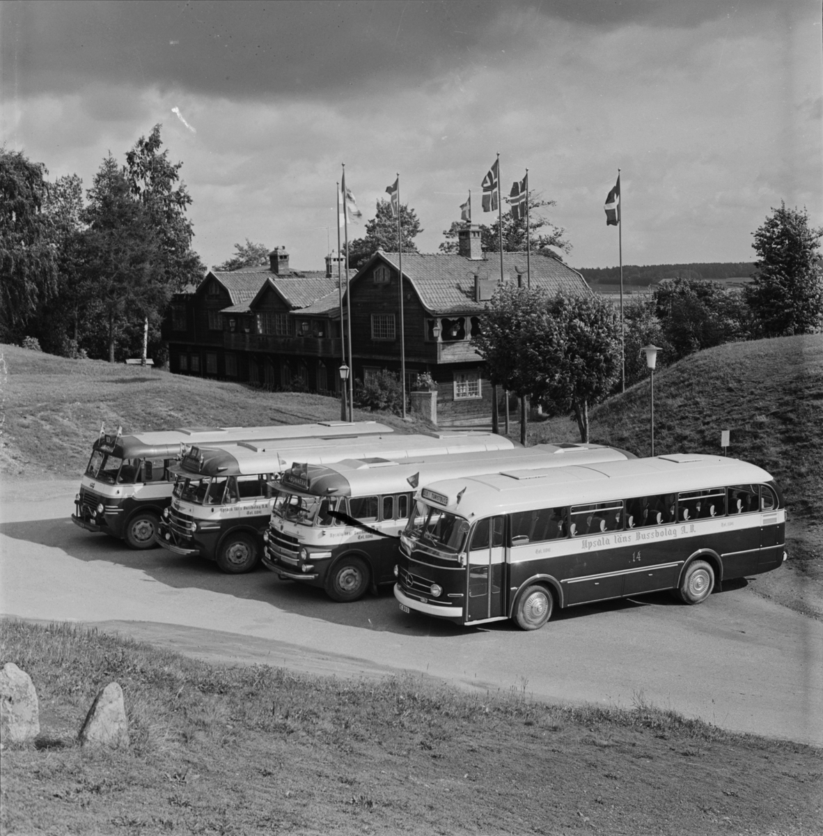 Bussar, Gamla Uppsala, Uppsala 1957