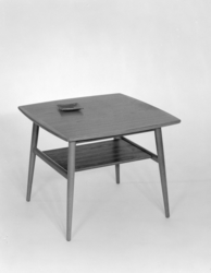 Salongbord. Ekstrabord/ hjørnebord.