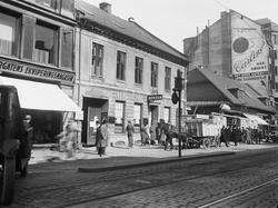 Løveapoteket, Storgata 21.