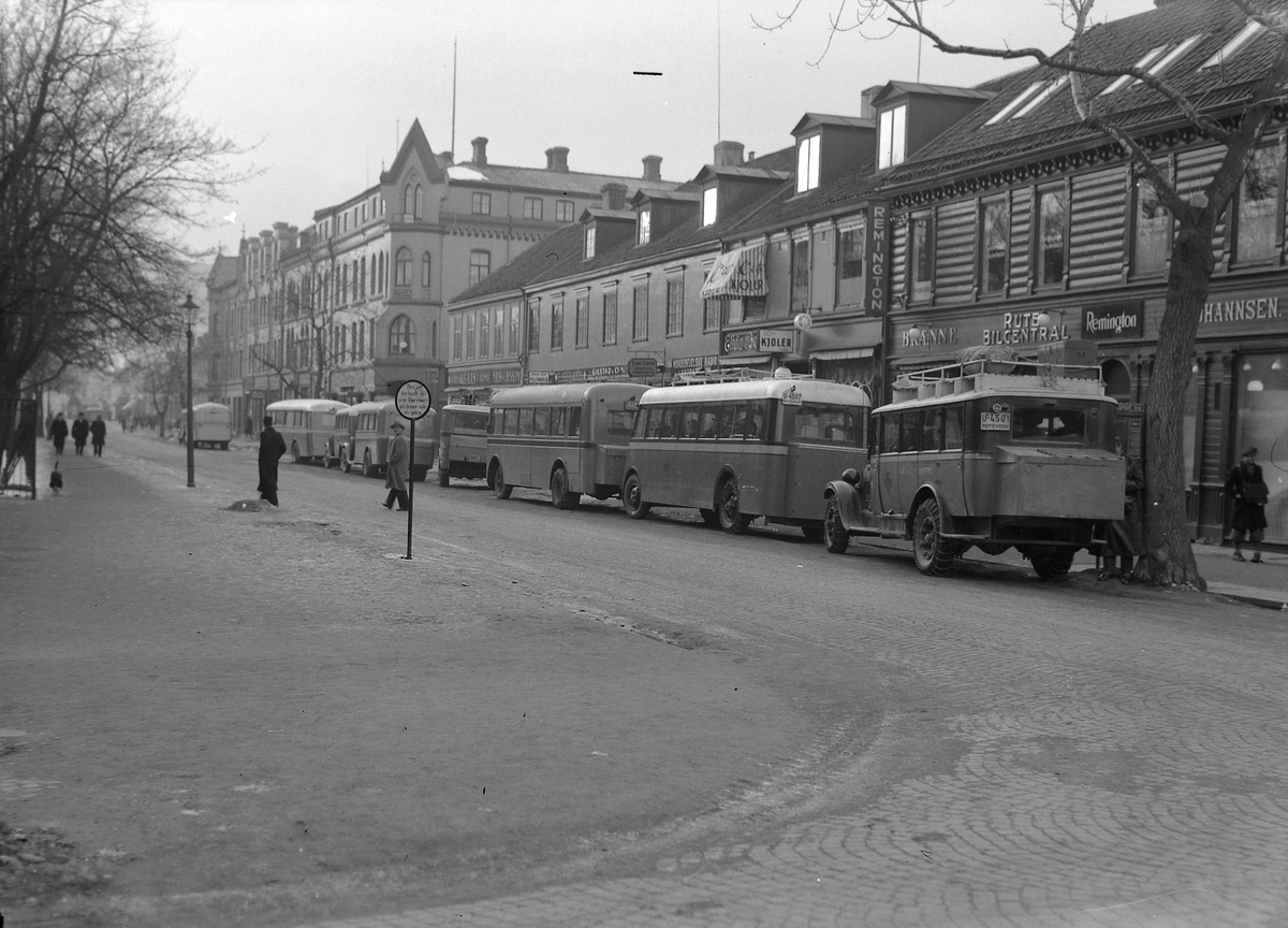 Bussholdeplass i Dronningens gate
