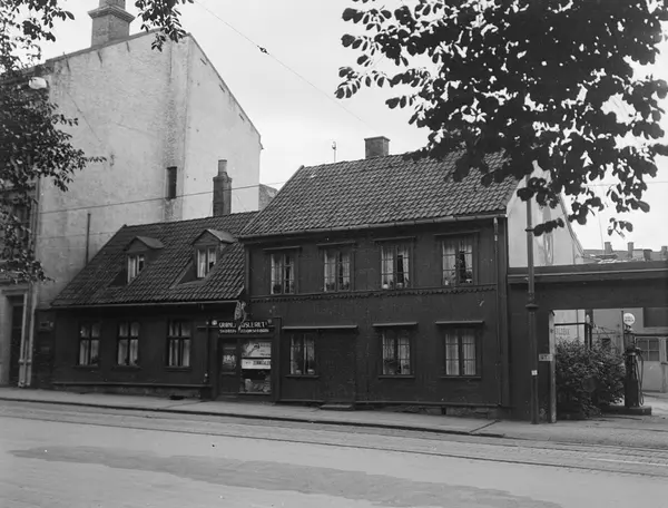 Grønlandsleiret 69 og 71.