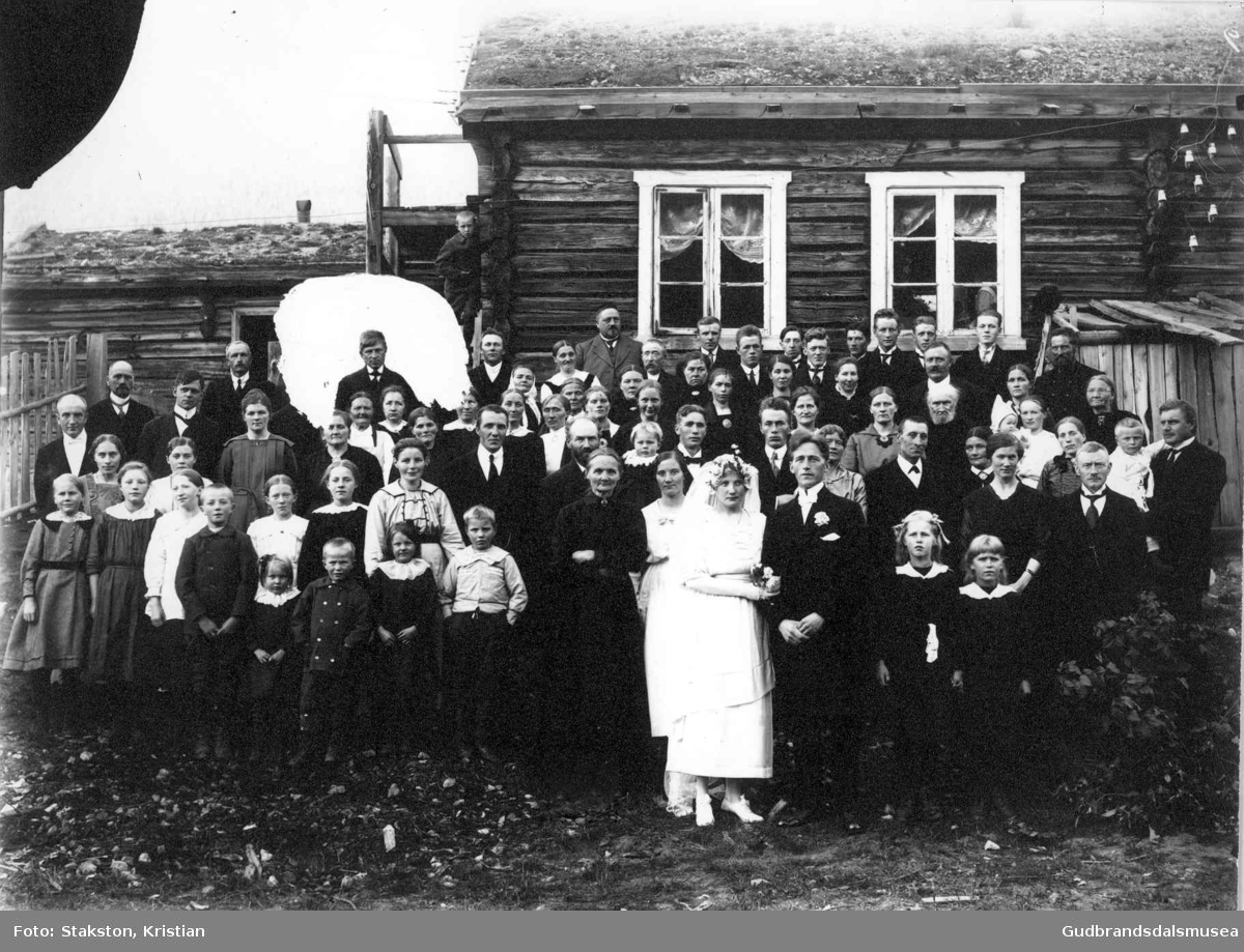 Bryllaupet til Bjarne Marstein (f. 1895) og Anna Marstein (f. Ødegård 1895)