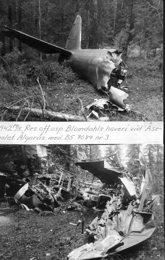 F6 Karlsborg 19/5 1942. Haveri med flygplan B5 7089 nr 3 vid Åsebolet ...