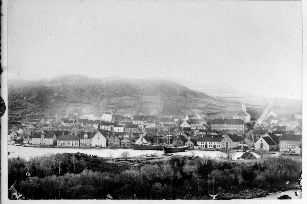 Farsund før bybrannen i 1901. Antagelig fotografert rundt 1900.