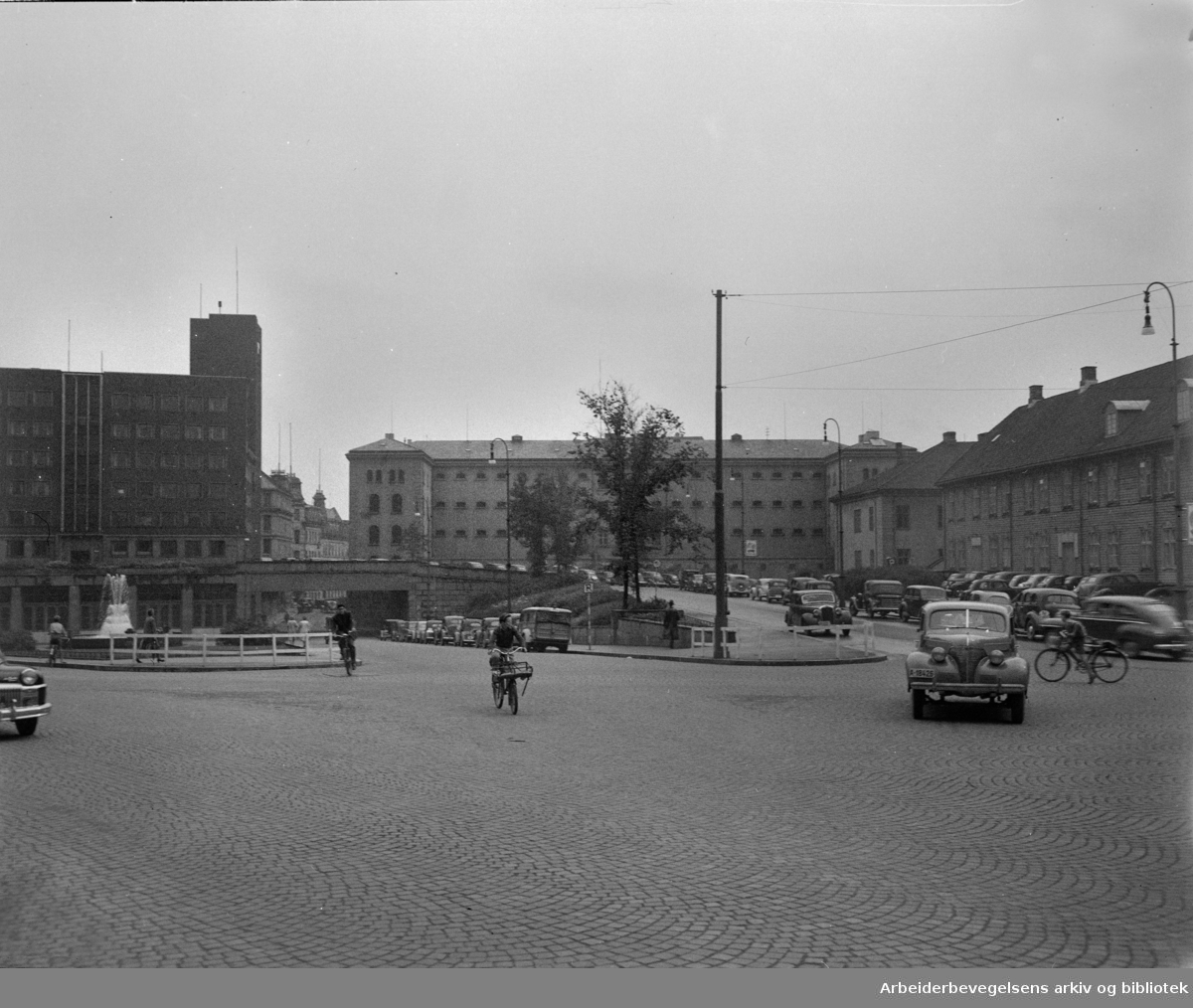 Arne Garborgs Plass. September 1948