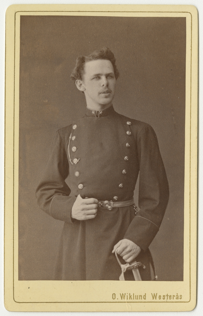 Porträtt av Oscar Silverstolpe, underlöjtnant vid Närkes regemente I 21.