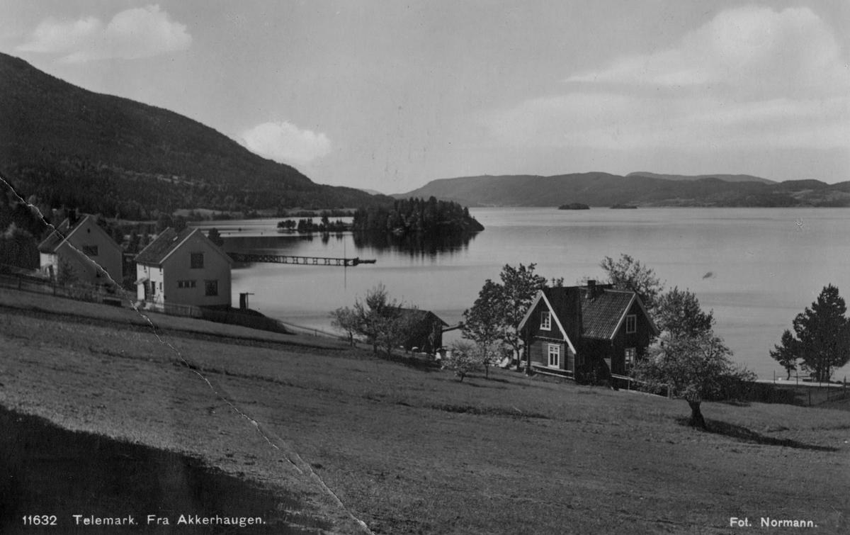 Telemark. Fra Akkerhaugen. 1937.