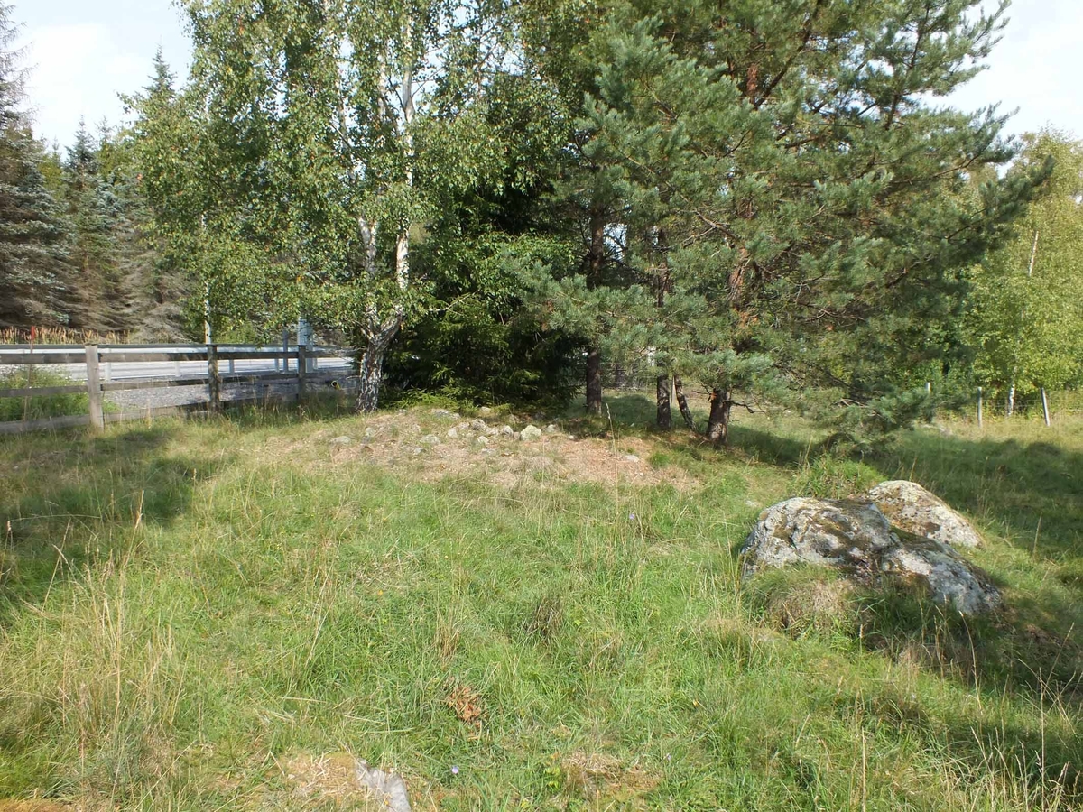 Arkeologisk schaktningsövervakning, stensättning inom 1:201, Hydinge, Ununge socken, Uppland 2018