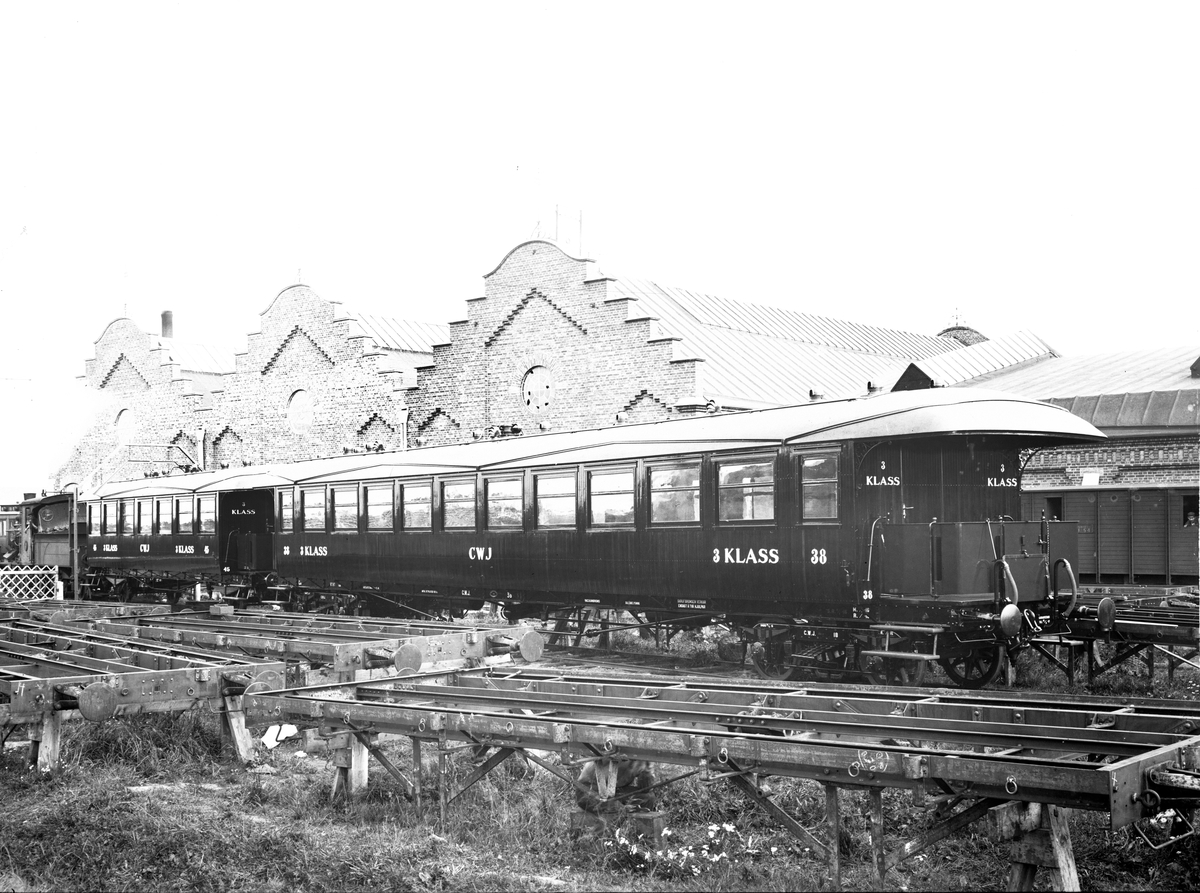 Karlskrona - Växjö Järnväg, CWJ C3 45 och CWJ Co 38.