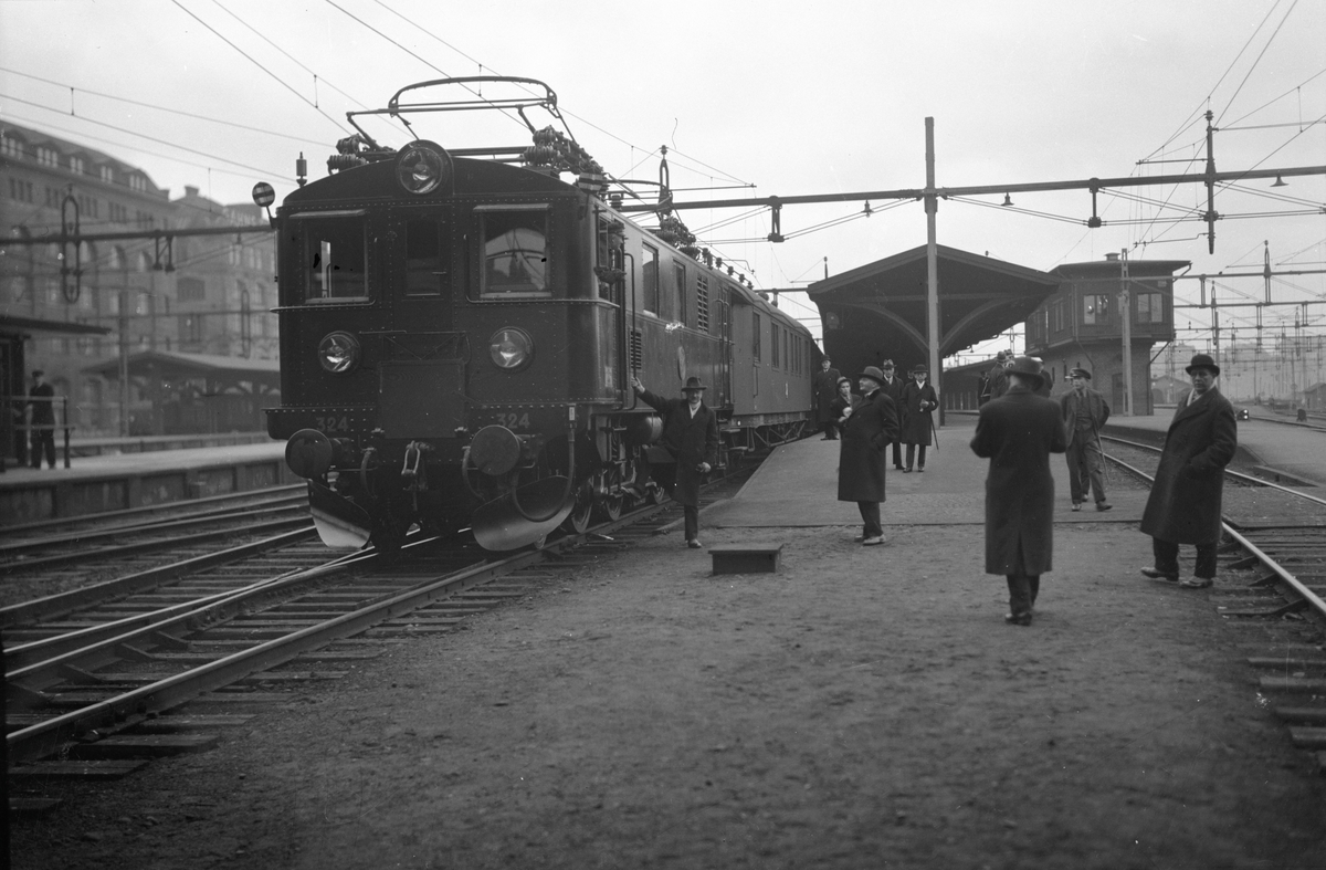 Statens Järnvägar, SJ Ds 324 med provtåg till Uppsala