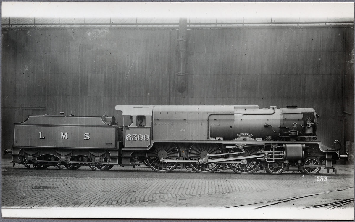 London, Midland and Scottish Railway, LMS lok 6399 "Fury". Ett försökslok som senare byggdes om till LMS Royal Scot  6170 "British Legion".