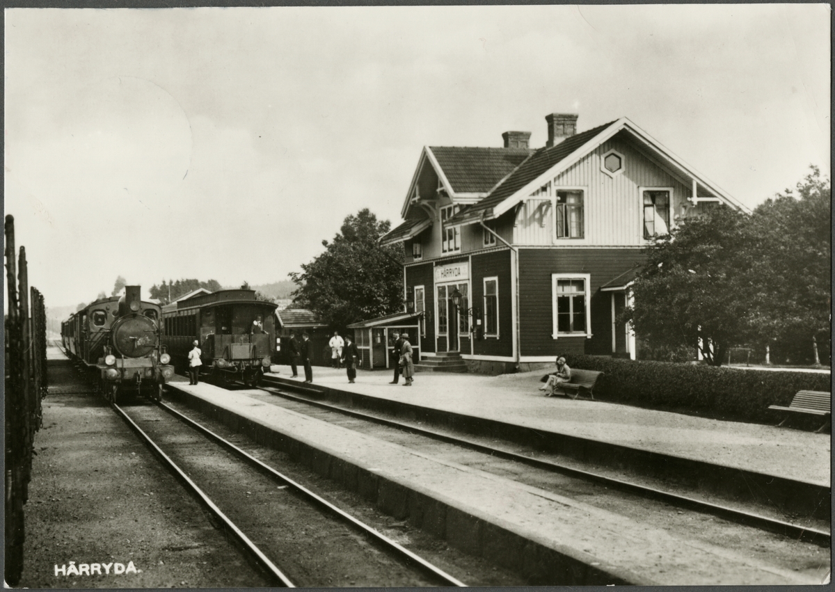 Göteborg - Borås Järnväg, GBJ C 6. Tågmöte på Härryda järnvägsstation ...