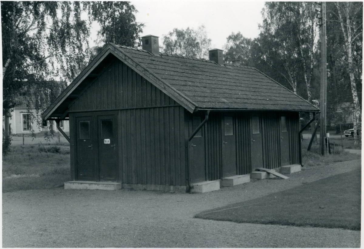 Toaletterna vid Kvillsfors järnvägsstation.
