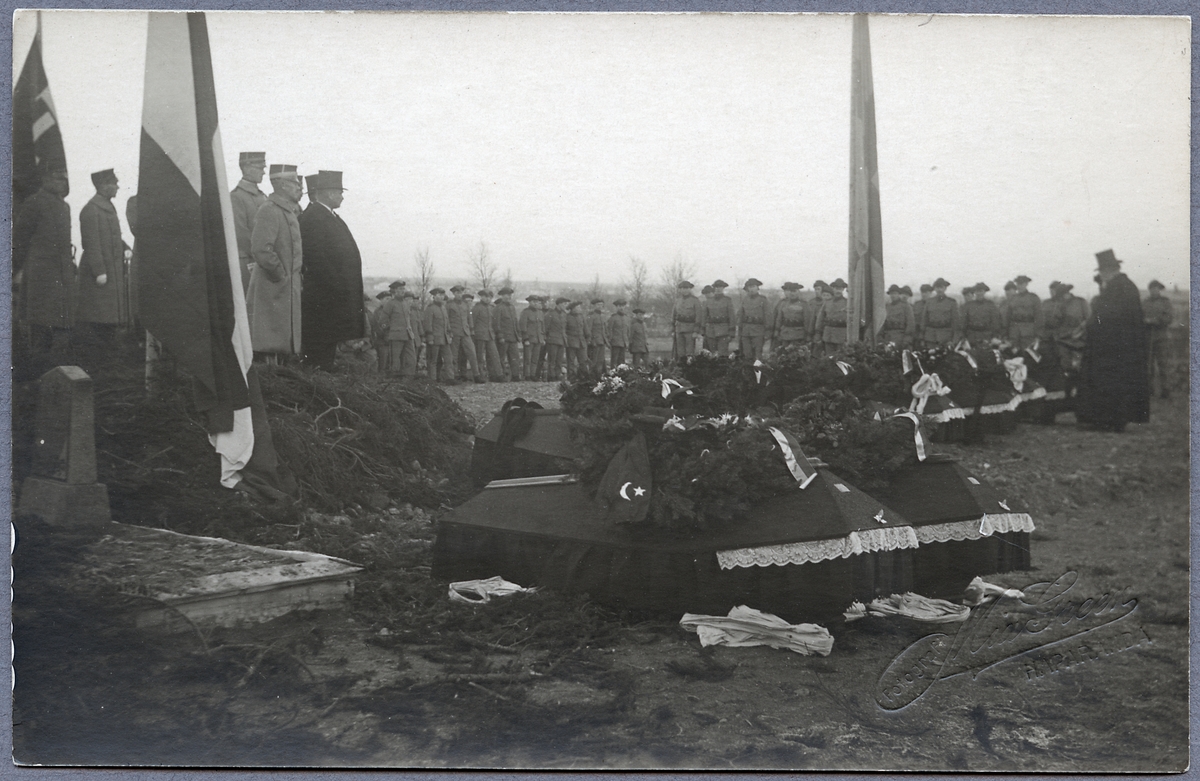 Begravning av fallna militärer i första världskriget.
