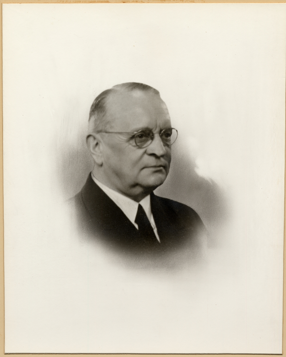 Carl Adolf Nyholm Stationsföreståndare Falun 1/10 1941 - 30/9 1946