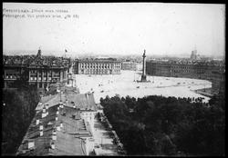 Oversiktsbilde, prospekt av plassen foran Vinterpalasset i d