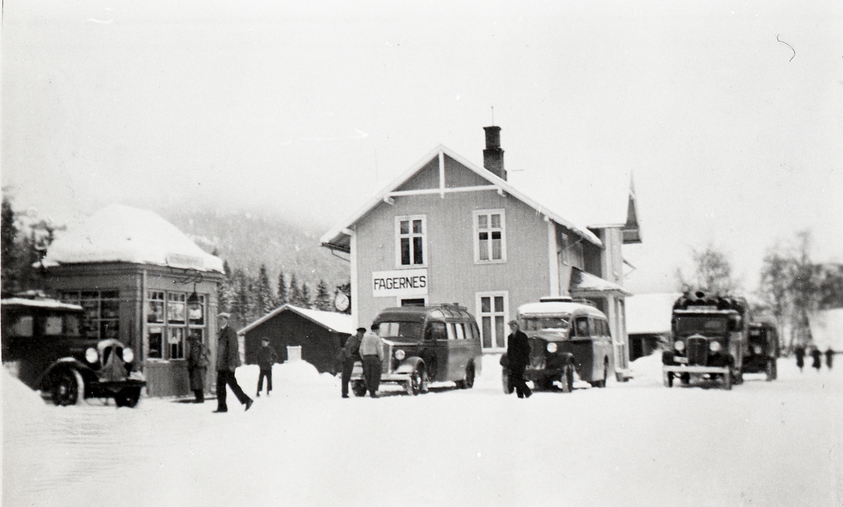 Fagernes Jernbanestasjon i 1930 åra.